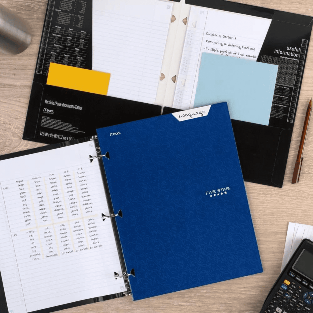 Five Star Pocket & Prong Paper Folder [Geometric Pattern]: 9 in. x 11 in. (White)